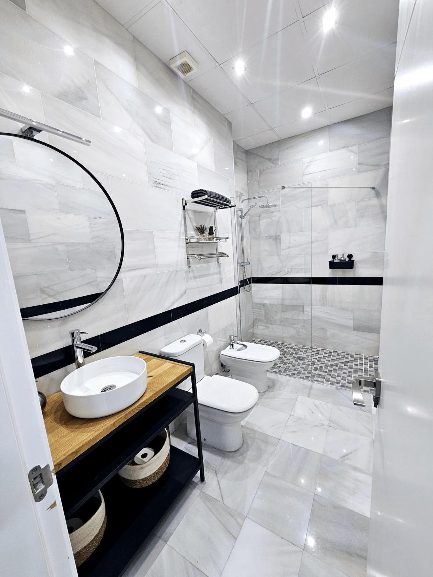 Charlot Center Apartment II Alicante Bagian luar foto